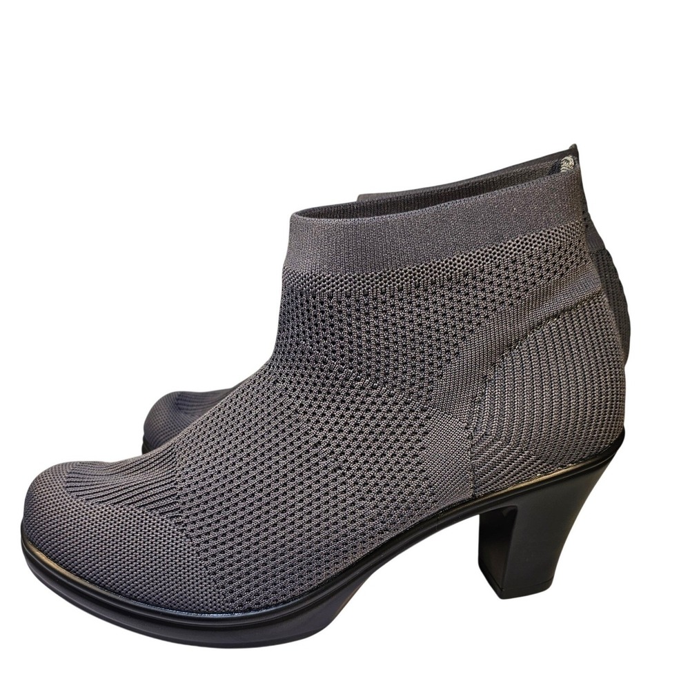 Bernie Mev Grey Stretch Knit Sock Ankle Boot Block Heel Memory Foam Women 9.5 10